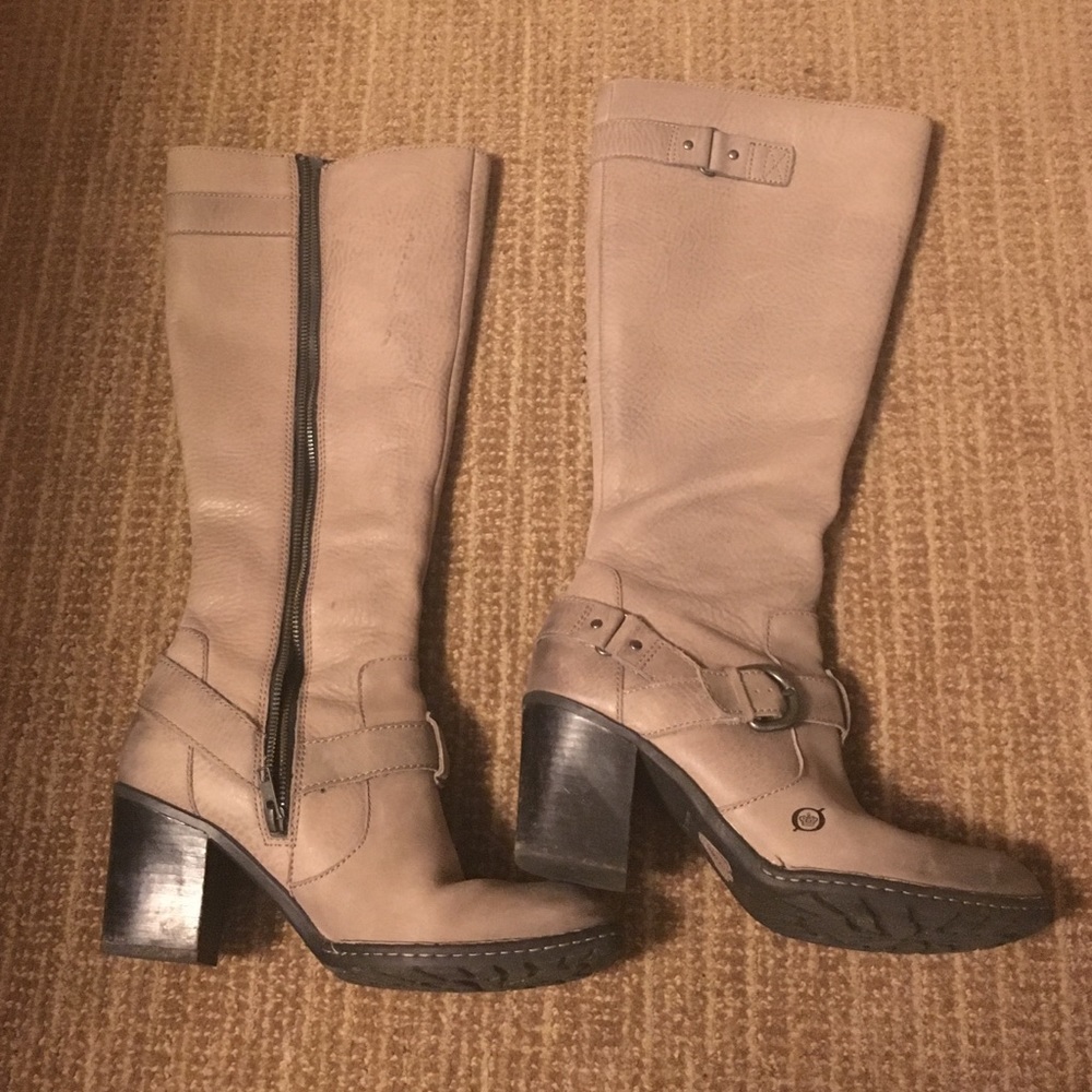 Born Natasha boots in barn wood